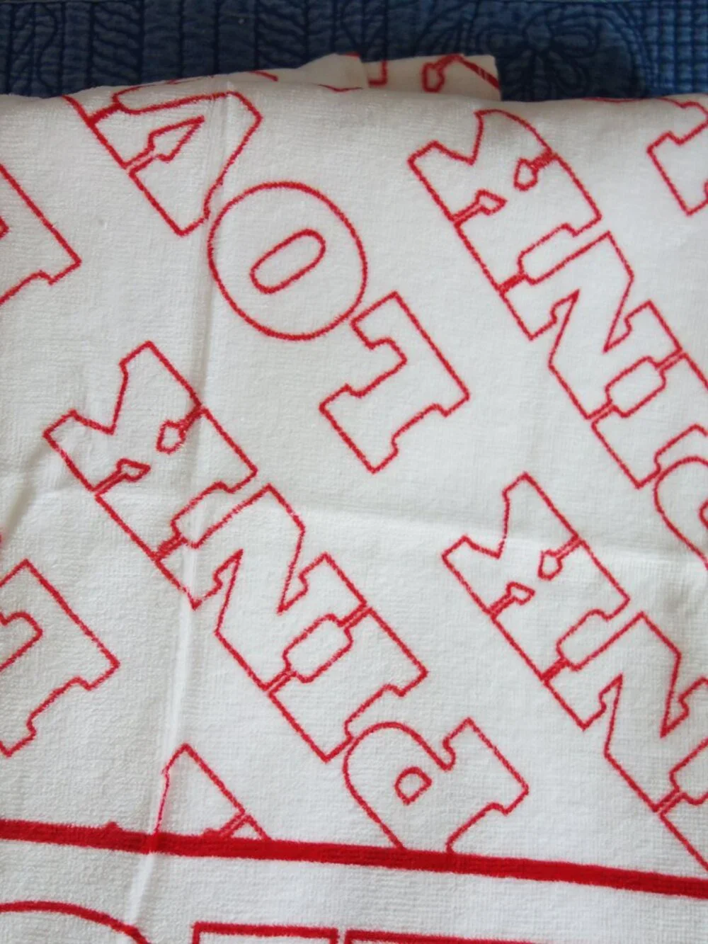 Victoria’s Secret PINK Love Pink Logo Beach Towel Red White Cotton New